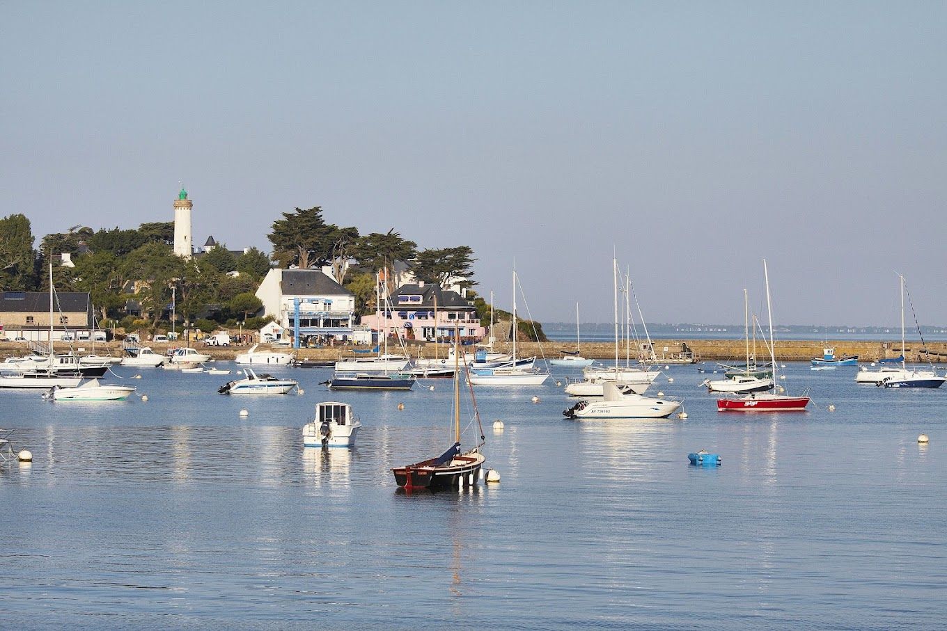 Exposition à la Criée de Port-Navalo (56)